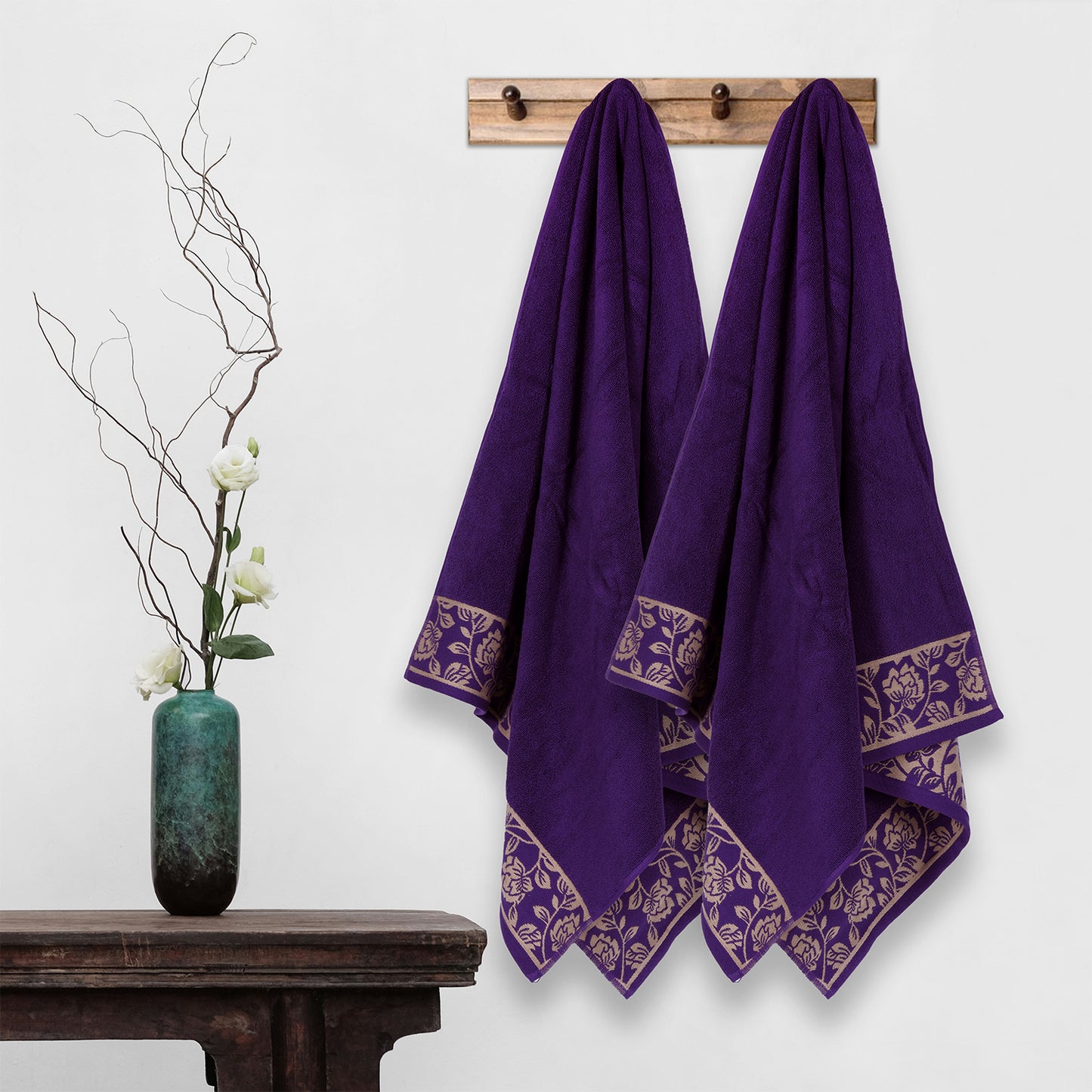 Yarn Dyed Golden Flower Print Jaquard Petunia Bath Towel 600 GSM Pack of 2 Bath Towels