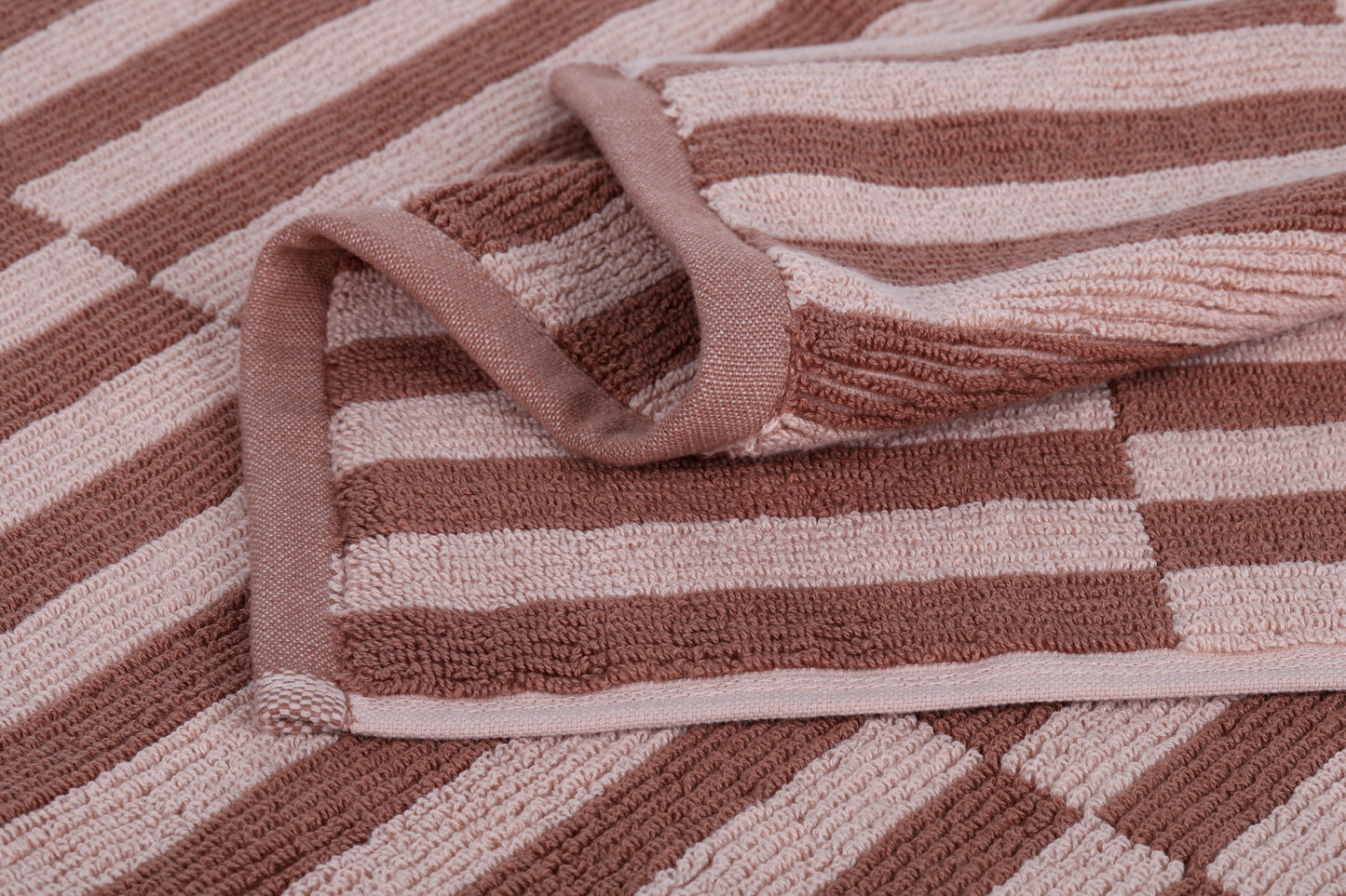 600 GSM Cam Rose 2 Hand Towel
