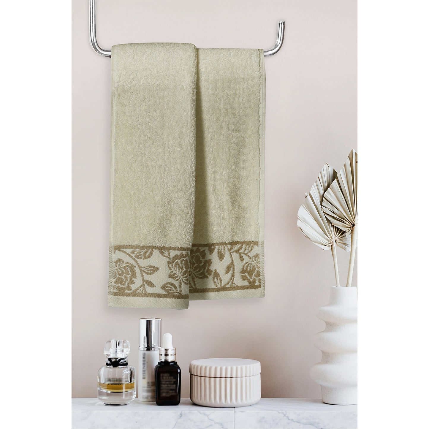 Yarn Dyed Golden Flower Print Jaquard Erget Hand Towel 600 GSM Pack of 2 Hand Towels